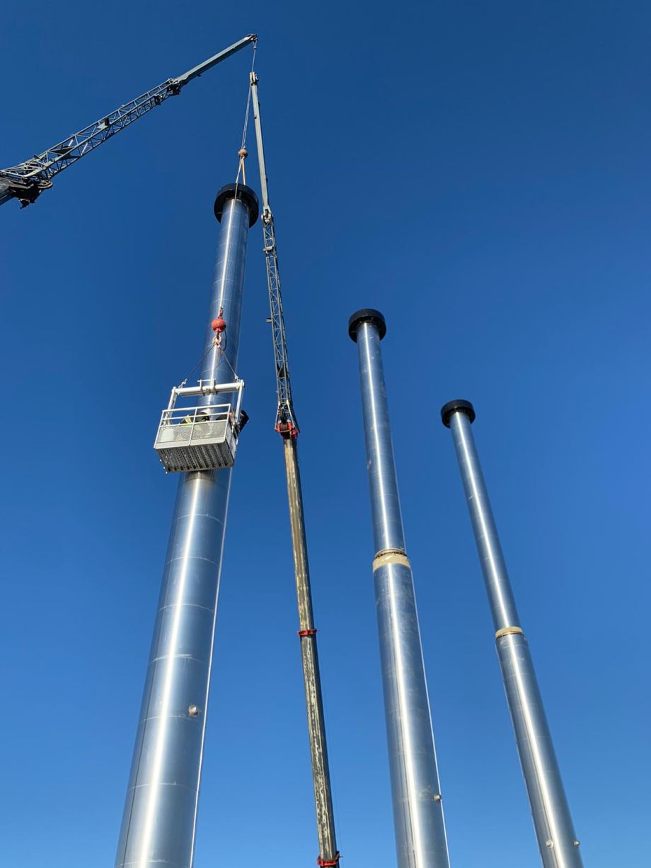 overzicht van de drie schoorstenen